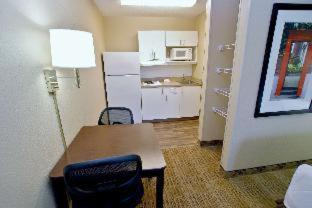 Mainstay Suites Knoxville - Cedar Bluff Habitación foto